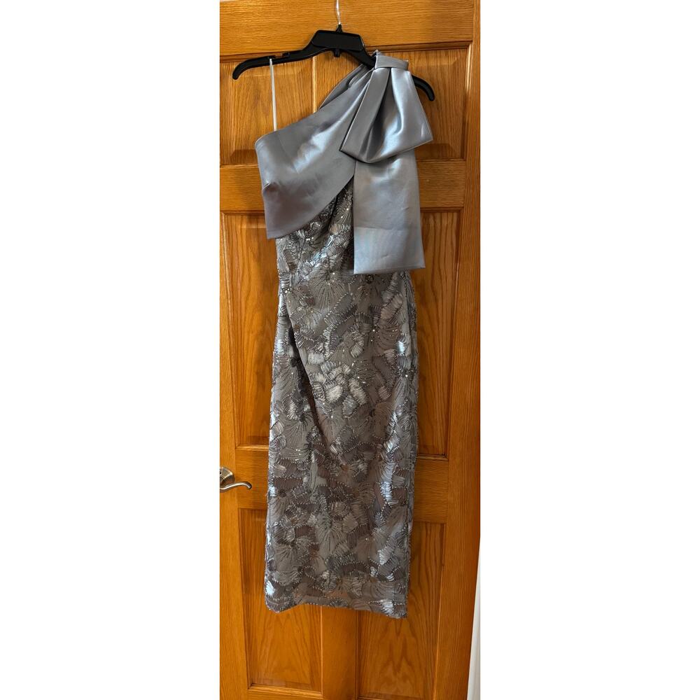 Betsy & Adam Gray One-Shoulder Bow-Trim Soutache Dress size 4 - Picture 4 of 5